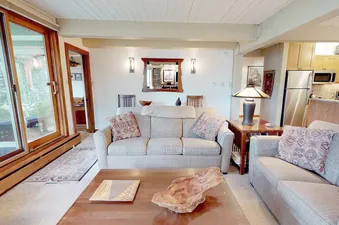 02 Living Room