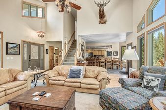 05 Living Room
