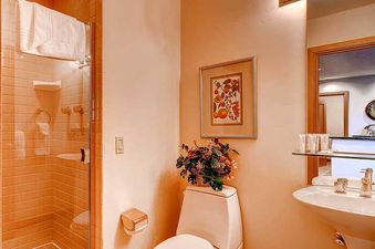 13-Highlands-Slopeside-500-Bath-X1