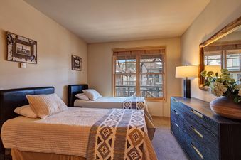 Corral 304W