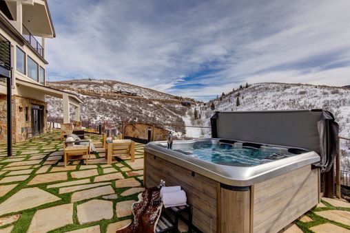 Private Hot Tub