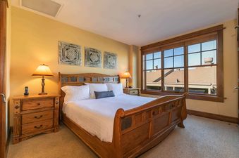 Iron Horse Lodge North 209