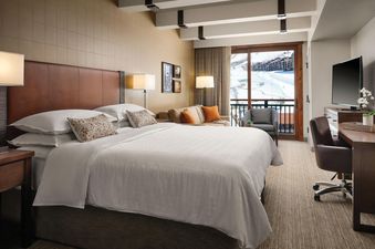 Sheraton Steamboat Resort Mountain View Studio