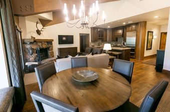 Stein Eriksen Lodge Luxury One Bedroom with Mountain View