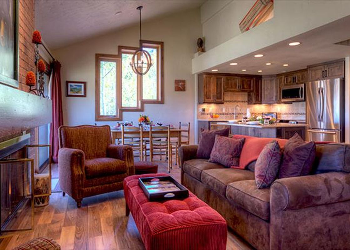 Bear Claw 1 Slope View 404