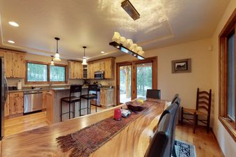 05 Beehive Lodge