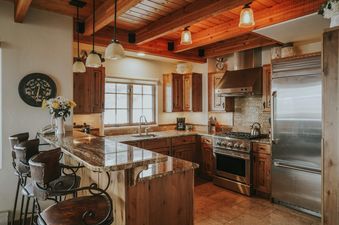 05 Alpine Meadow Chalet 8