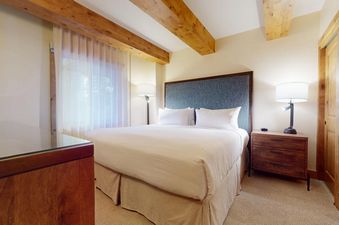 Landmark 102