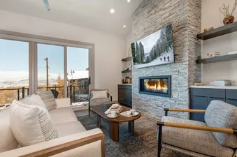 01 Living Room