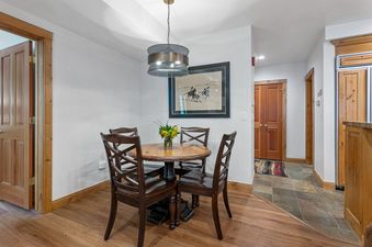 Trails End Lodge 104