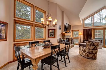 One Breckenridge Place 11