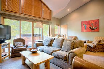 One Breckenridge Place 38