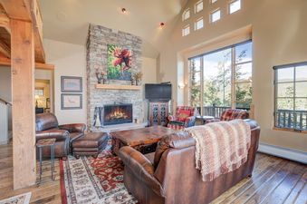 01 Alpine Meadow Chalet 2