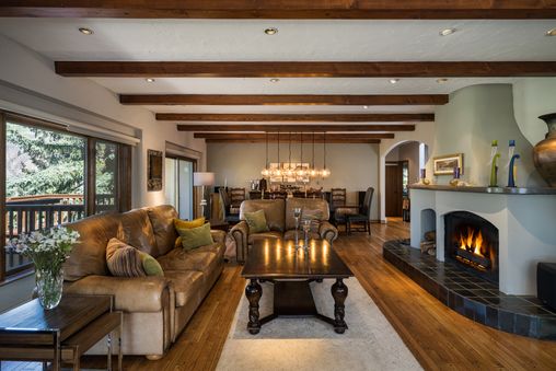 Multiple Fireplaces
