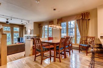 06-Highlands-Townhome-20-1