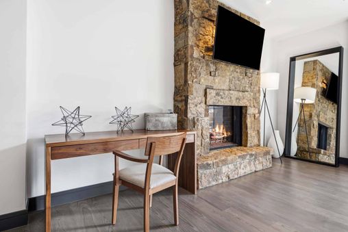 Gas fireplace