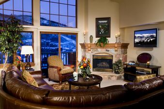 Living Room 4
