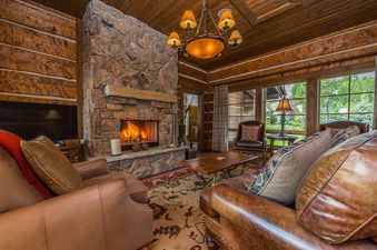 02 Spanish Peaks Settlement Cabin