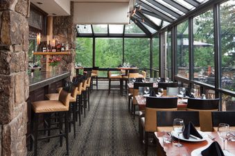 stonebridge dining the artisan bar