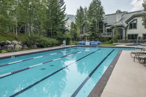 Highlands Lodge Outdoor Pool