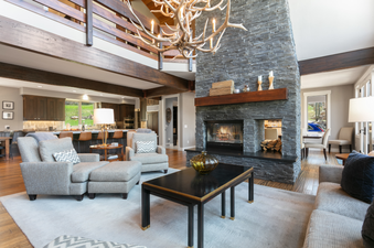 2540 Queen Esther Dr