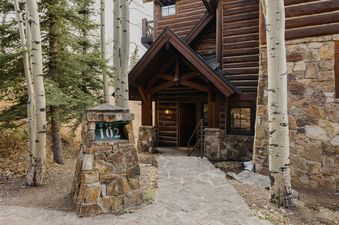 Peak Cabin at See Forever
