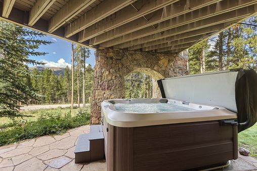 Private Hot Tub