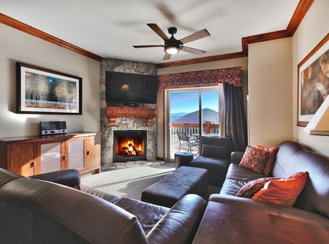 01 Living Room
