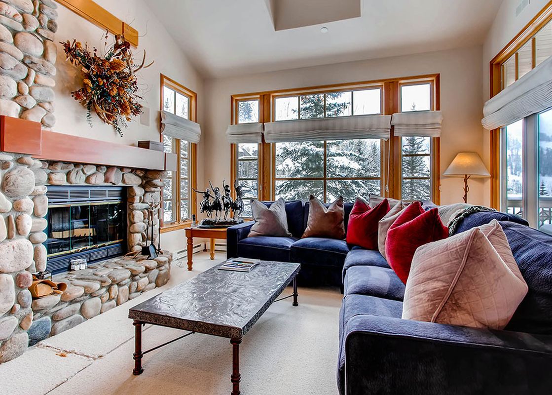 14 MeadowsTownhomes C5 17 0117-1