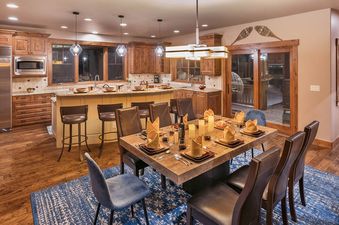 03 FUE DiningKitchen
