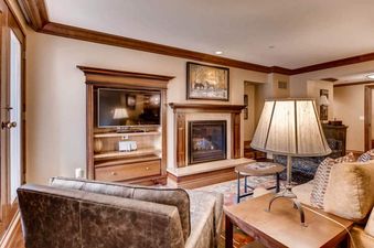 04-Park-Hyatt-Residences-2052