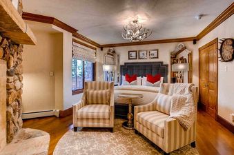 McCoy Peak Lodge 201