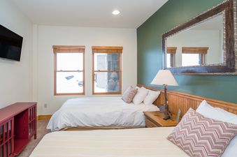 Bear Creek Lodge 203A