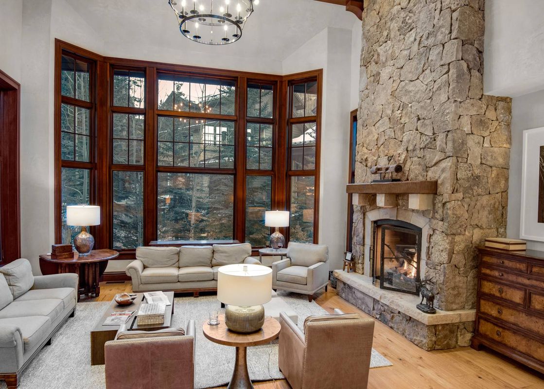 02 Living Room
