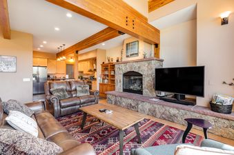 04 Alpine Vista Retreat