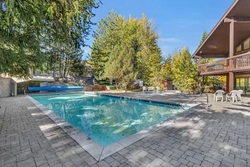 Outdoor Community Pool