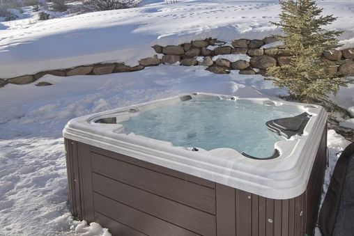 Private Outdoor Hot Tub