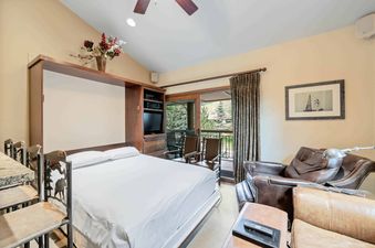 Lodge at Lionshead 310