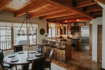AccommodationsVacationRentalsAlpineMeadowsMA08SS 2021 06