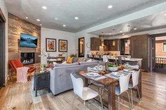 05 Abode at Juniper Landing