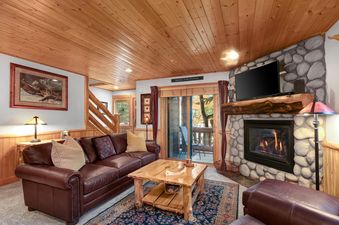 Timber Wolf Lodge 10D