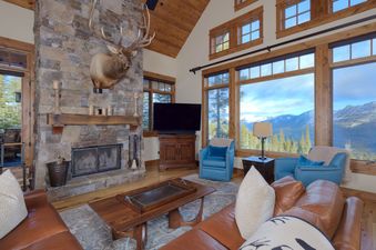 02 Cowboy Heaven Luxury Suite 2D