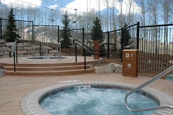 Shooting Star Hot Tubs