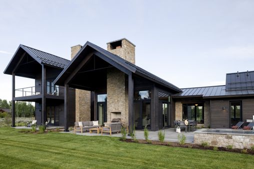 Multiple Fireplaces