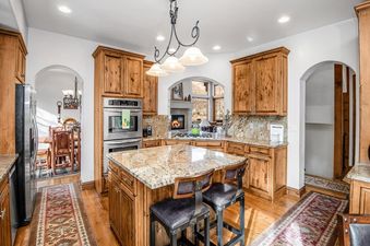 04 Kitchen Island and Breakfast Area