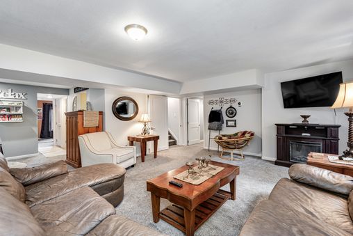 Multiple Fireplaces
