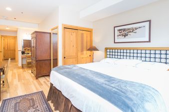Bear Creek Lodge 305B