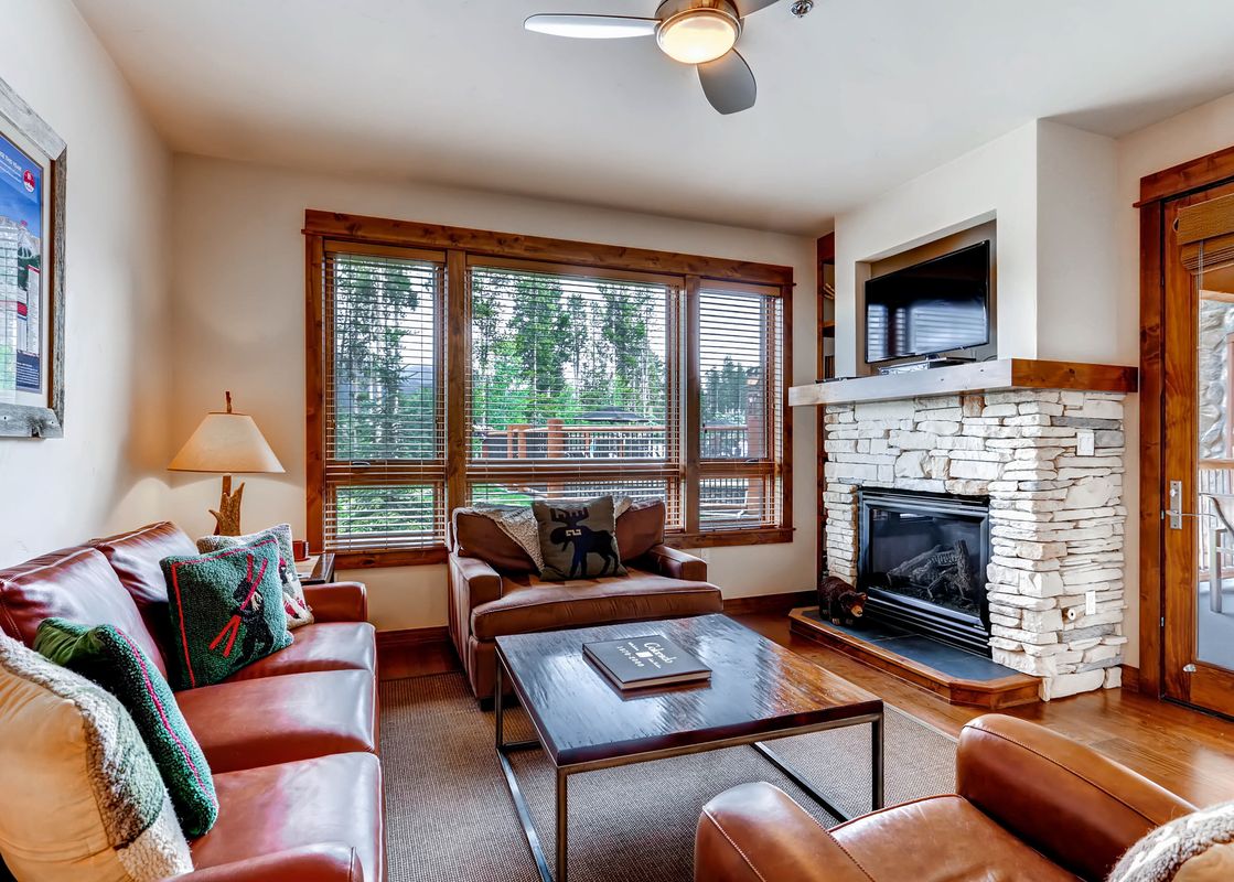 01 BlueSky Breckenridge 405