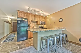 30 Entryway