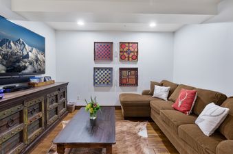 Trails End Lodge 202
